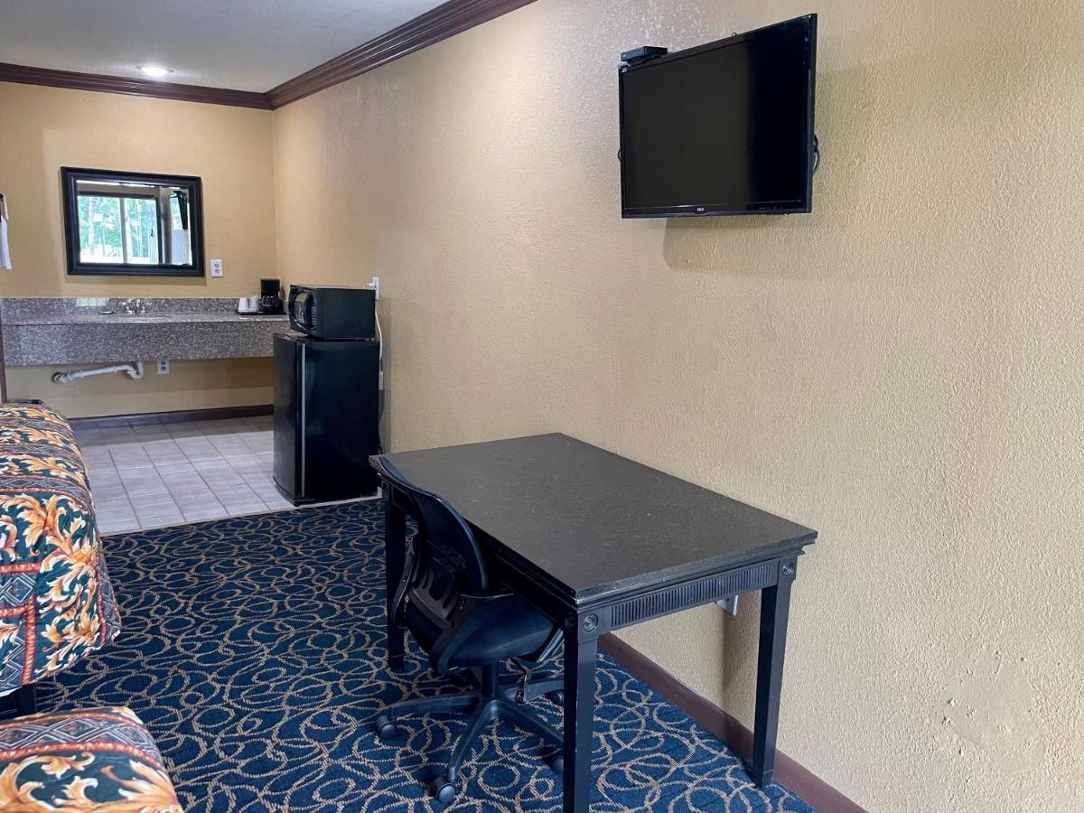 Super 6 Inn Carencro Екстер'єр фото