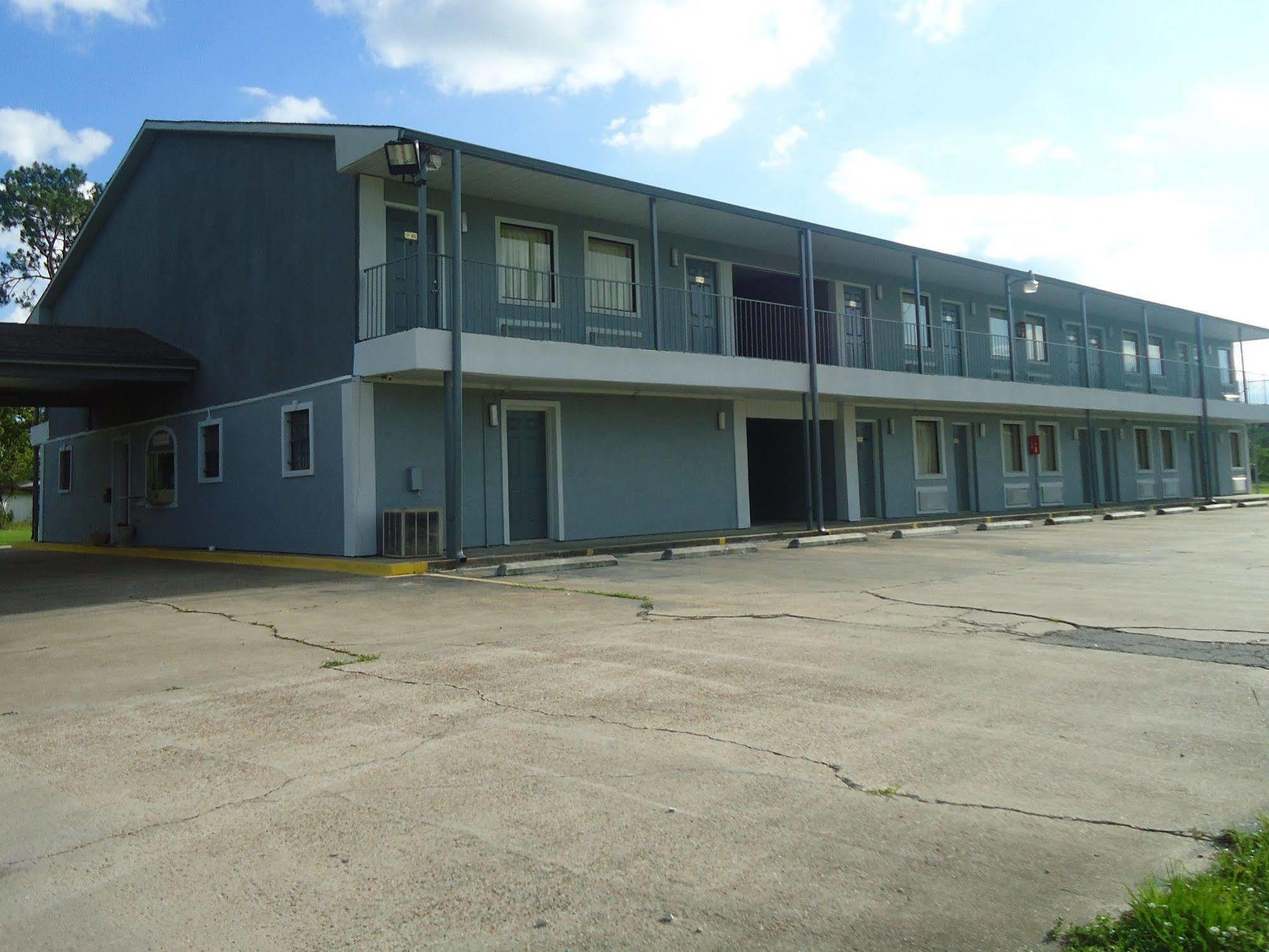 Super 6 Inn Carencro Екстер'єр фото