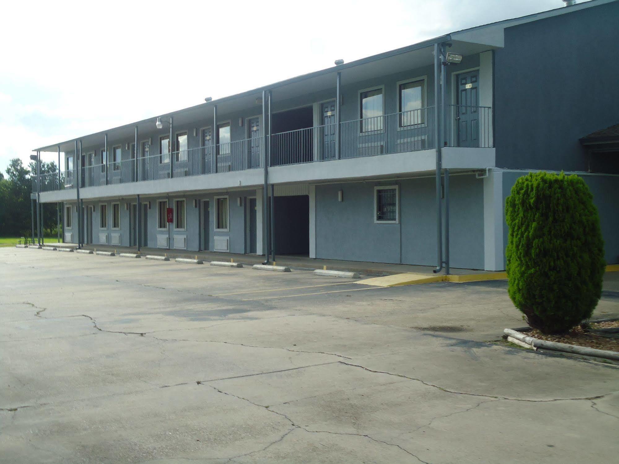 Super 6 Inn Carencro Екстер'єр фото